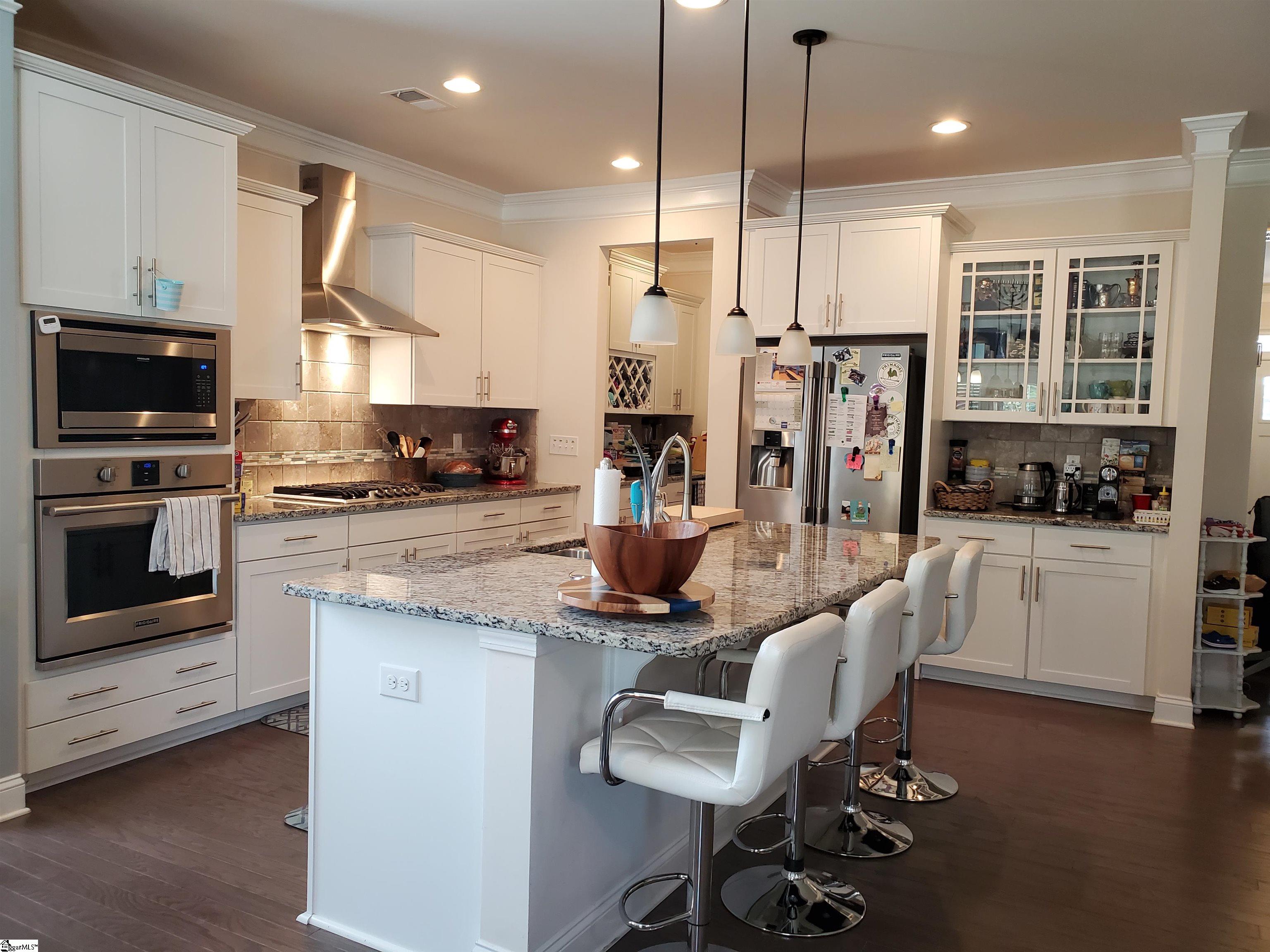 Taylors, South Carolina 29687, United States, 4 Bedrooms Bedrooms, ,3 BathroomsBathrooms,Residential,Contingent,156558