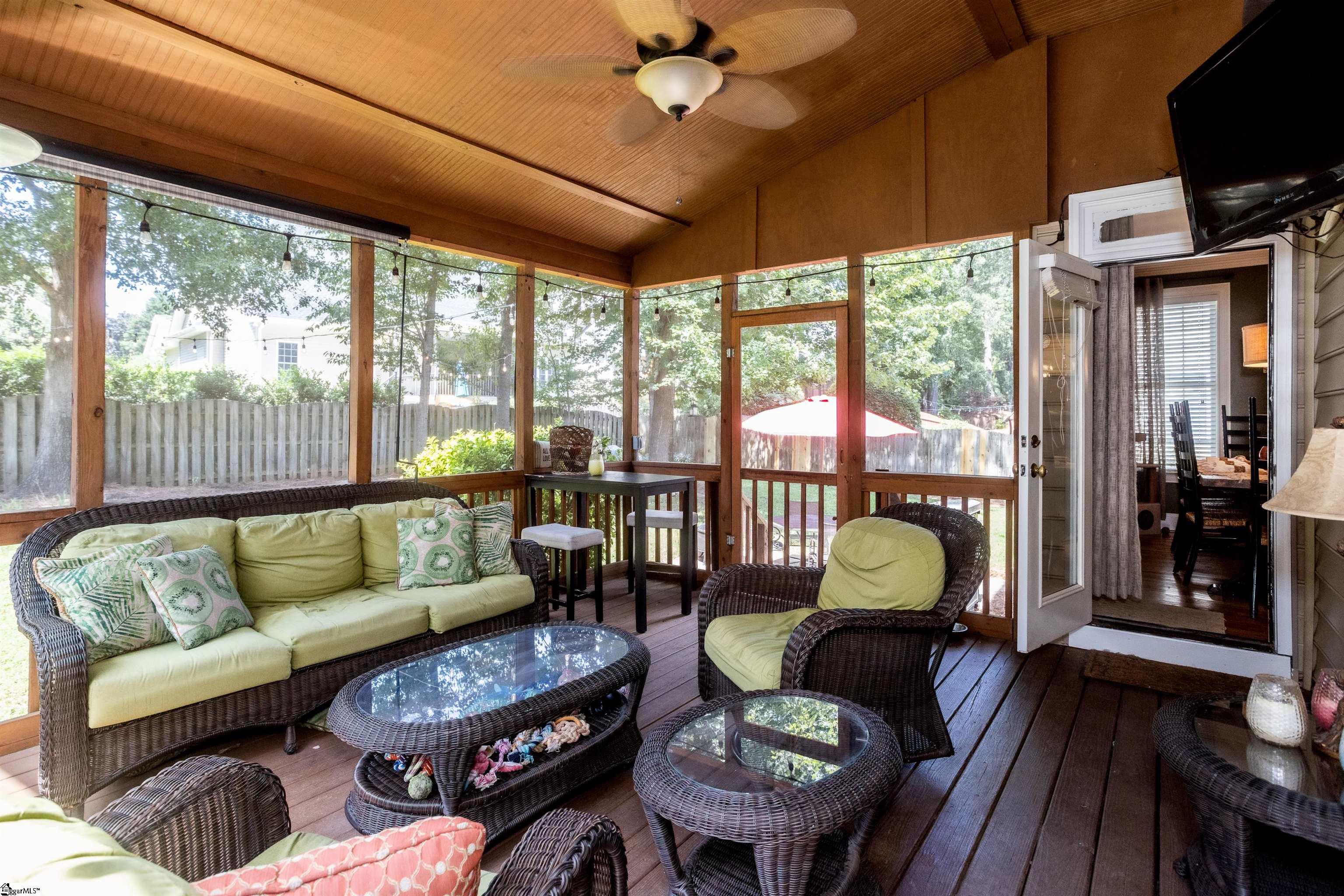 Simpsonville, South Carolina 29681, United States, 4 Bedrooms Bedrooms, ,3 BathroomsBathrooms,Residential,Contingent,198910