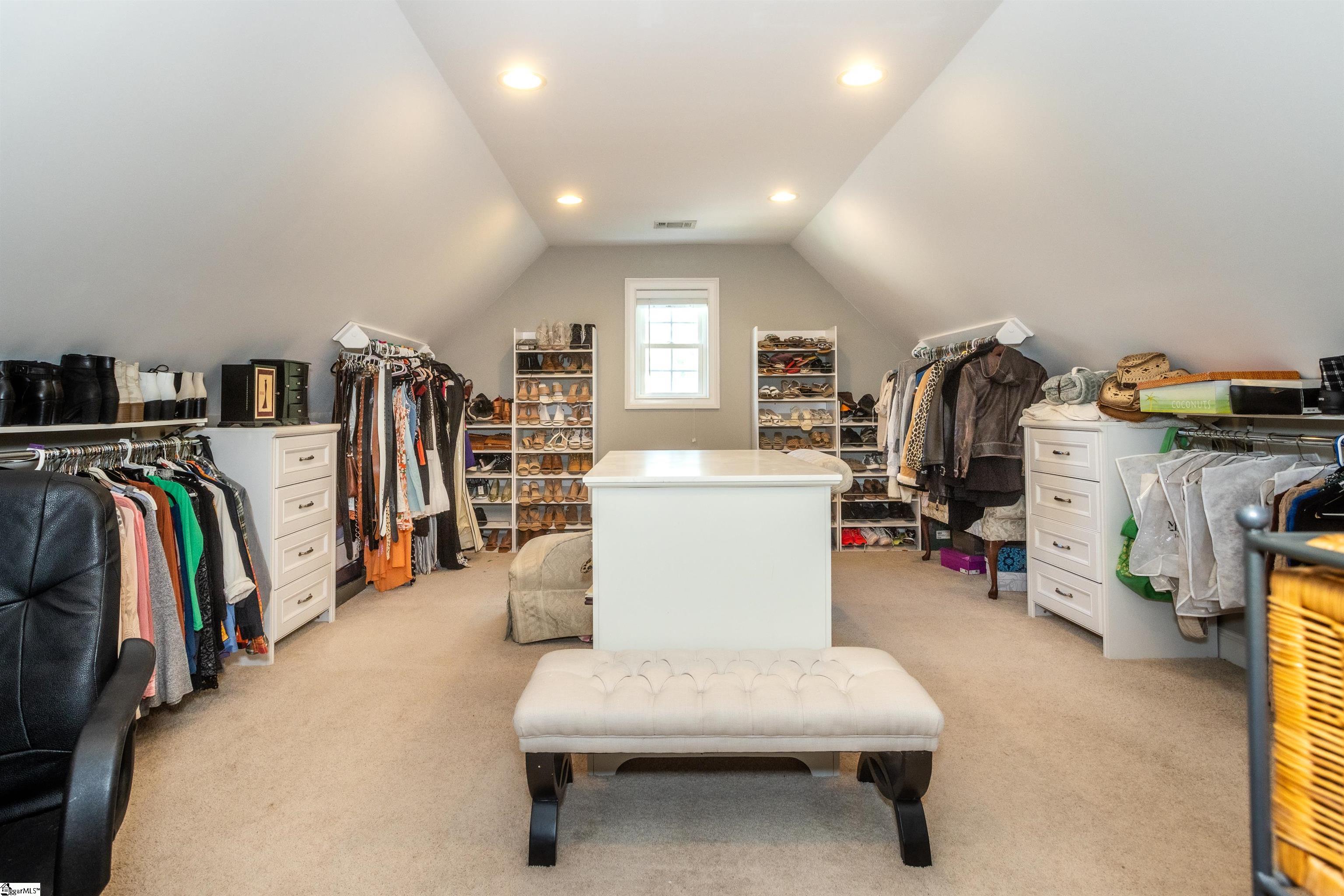 Simpsonville, South Carolina 29681, United States, 4 Bedrooms Bedrooms, ,3 BathroomsBathrooms,Residential,Contingent,198910