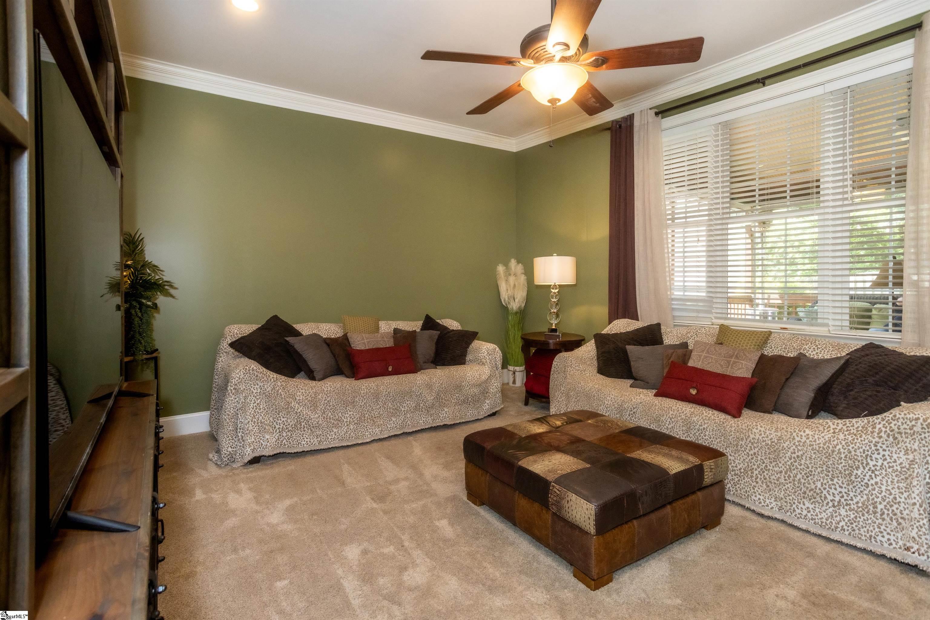 Simpsonville, South Carolina 29681, United States, 4 Bedrooms Bedrooms, ,3 BathroomsBathrooms,Residential,Contingent,198910