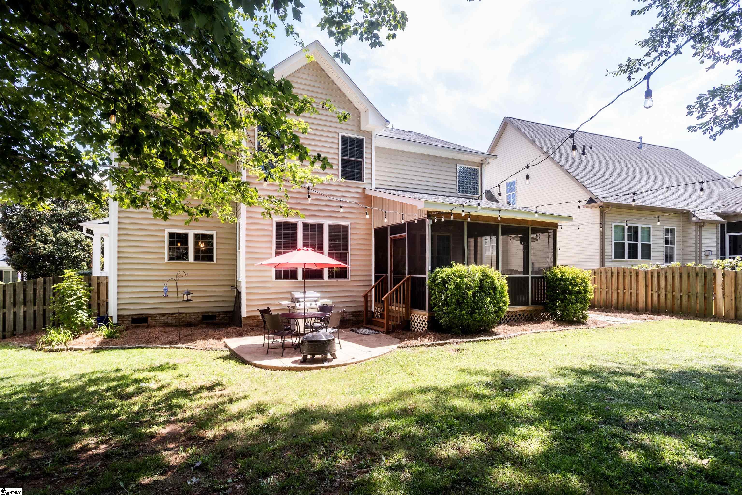 Simpsonville, South Carolina 29681, United States, 4 Bedrooms Bedrooms, ,3 BathroomsBathrooms,Residential,Contingent,198910