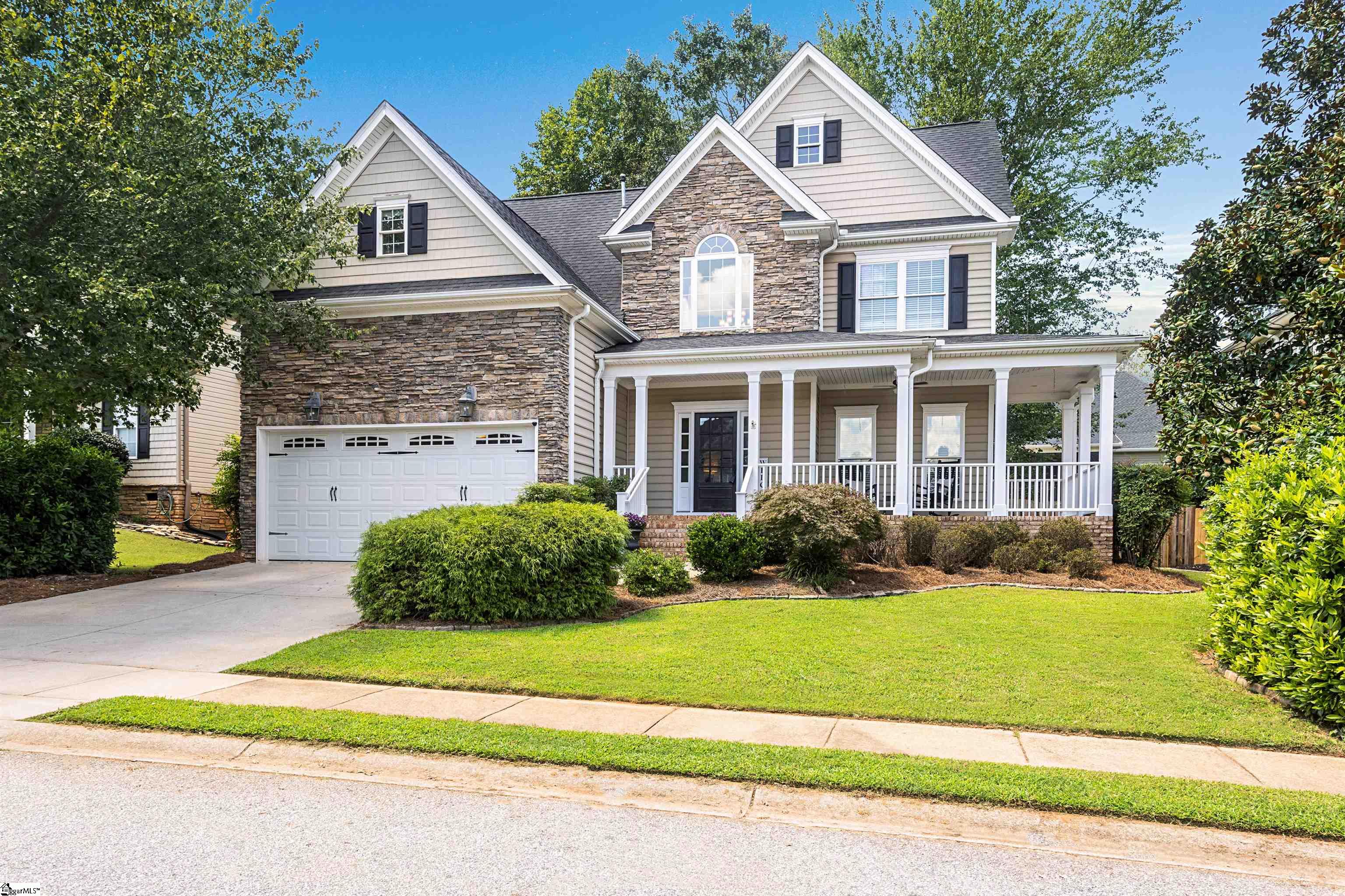 Simpsonville, South Carolina 29681, United States, 4 Bedrooms Bedrooms, ,3 BathroomsBathrooms,Residential,Contingent,198910