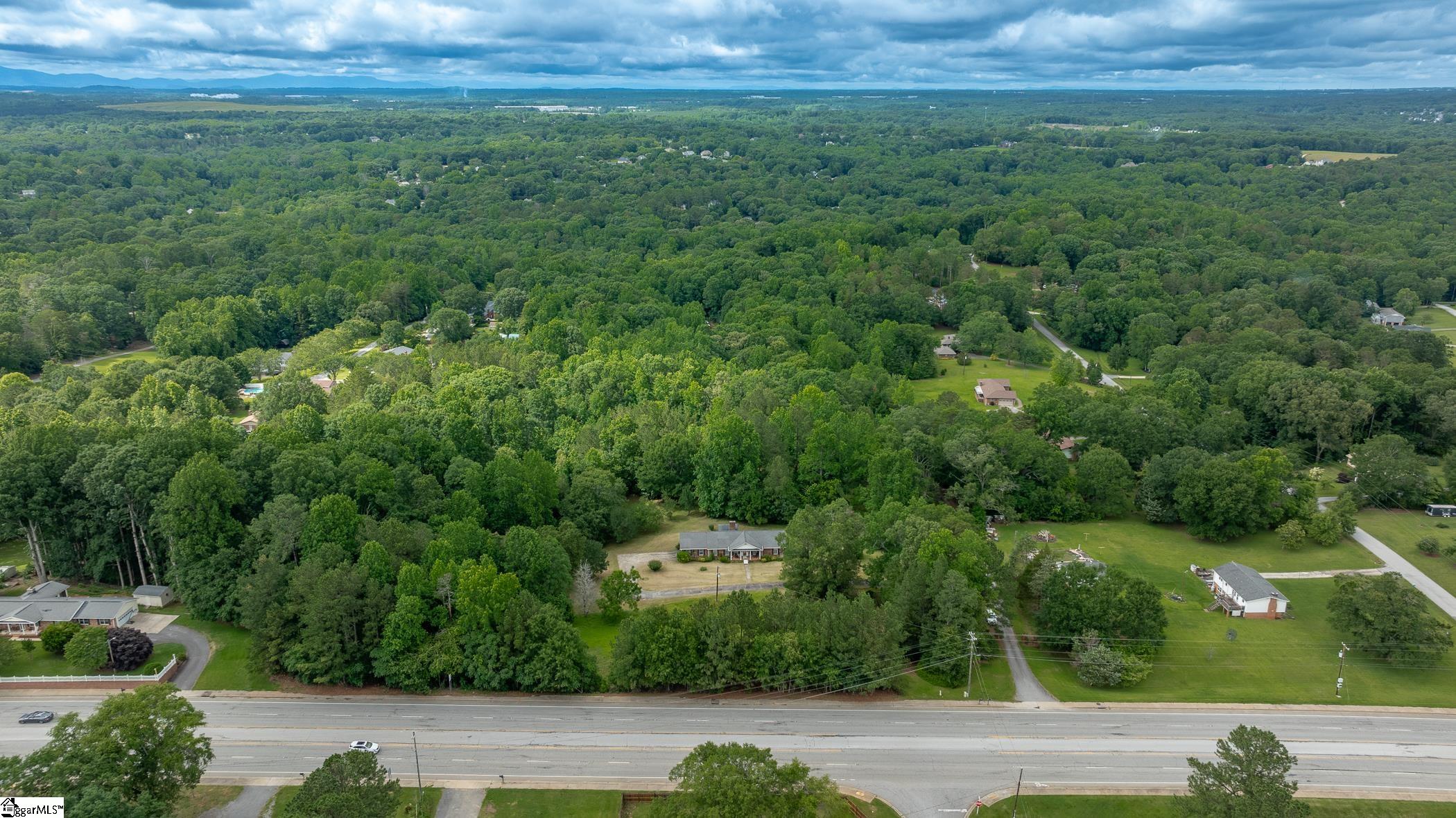 5670 Reidville Road