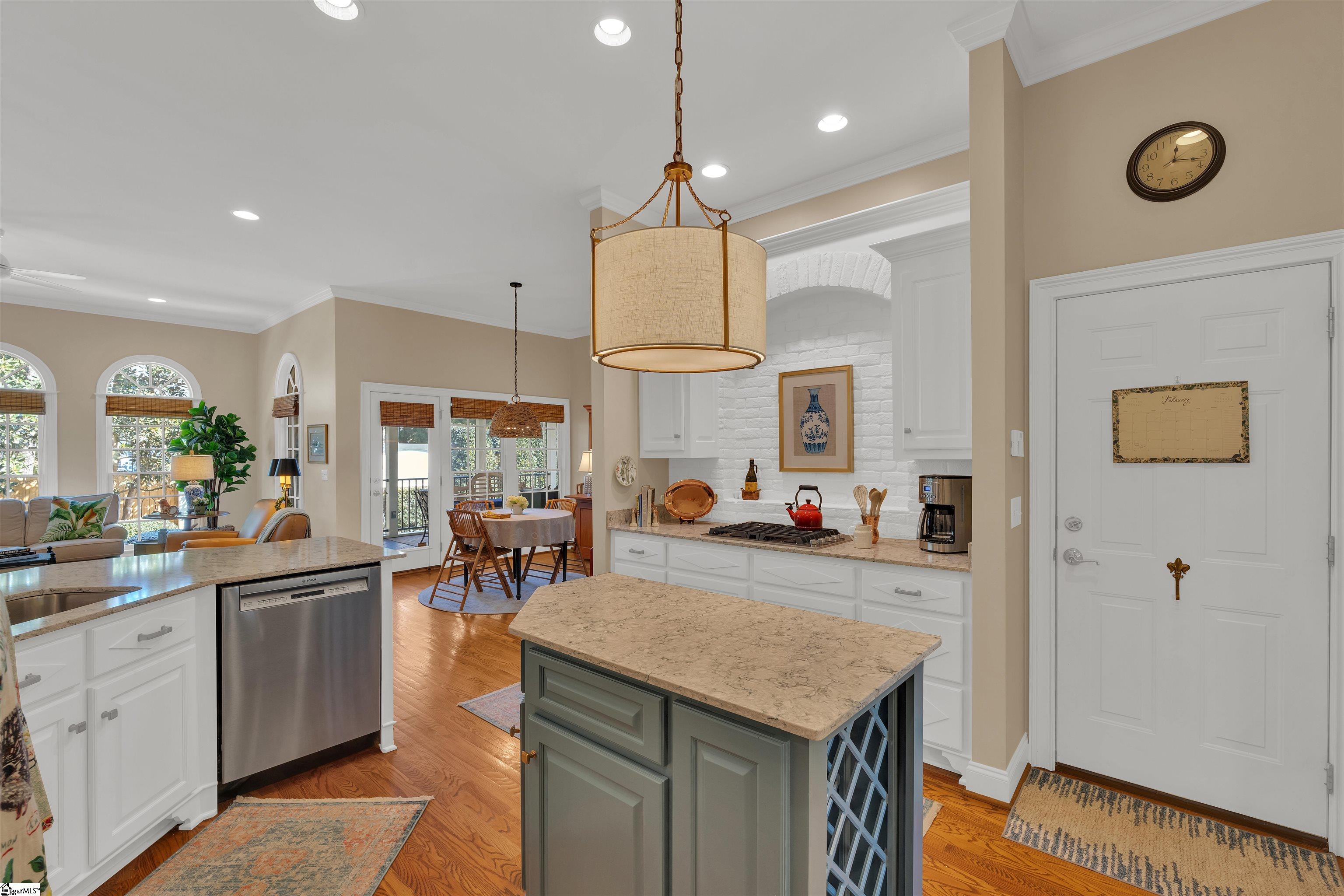 Simpsonville, South Carolina 29681, United States, 3 Bedrooms Bedrooms, ,3 BathroomsBathrooms,Residential,Contingent,77943