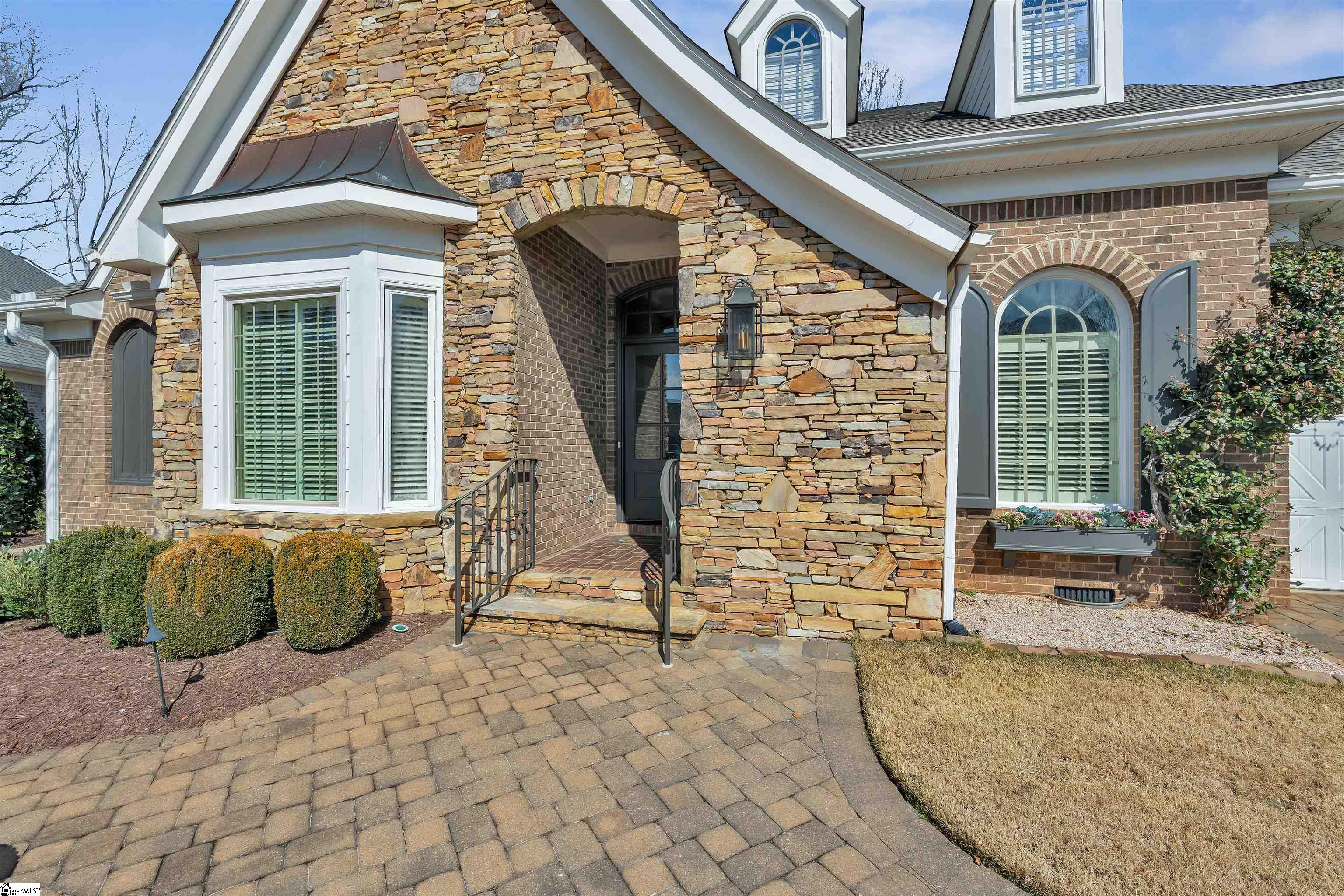 Simpsonville, South Carolina 29681, United States, 3 Bedrooms Bedrooms, ,3 BathroomsBathrooms,Residential,Contingent,77943