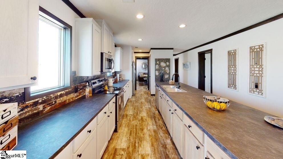 438 Berry Shoals Road