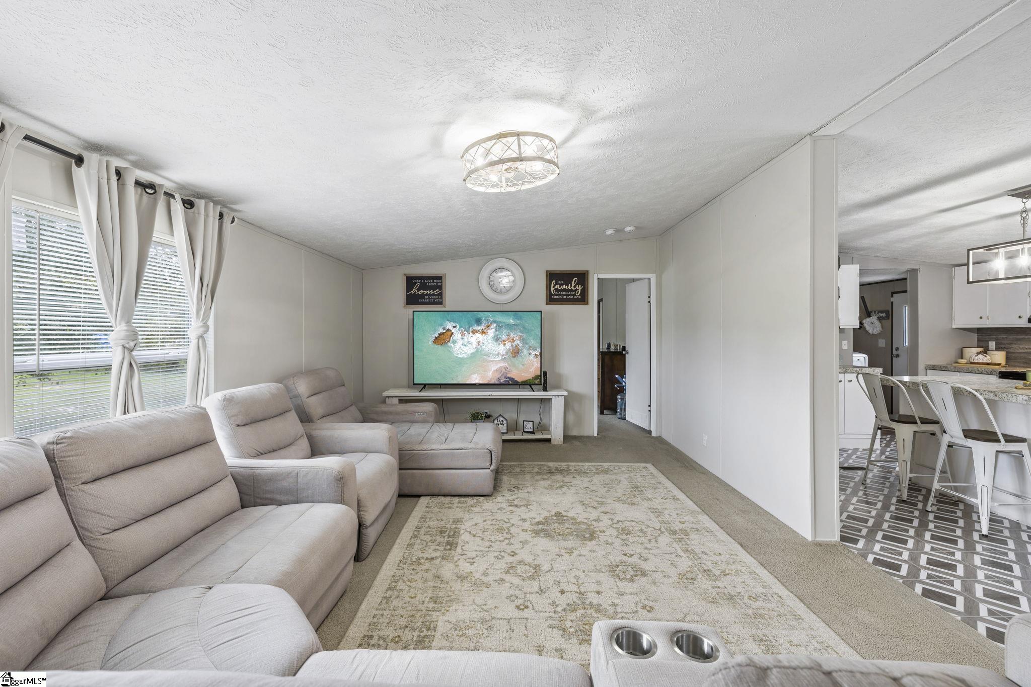 Inman, South Carolina 29349, United States, 5 Bedrooms Bedrooms, ,3 BathroomsBathrooms,Residential,Active,177991