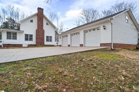 Photo of 245 Kelli Court, Pacolet, SC 29372 (MLS # 1582527)