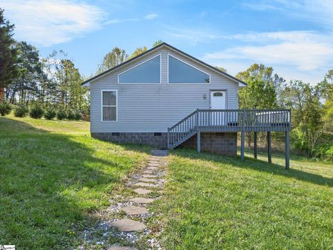 Photo of 531 Everette Butler Drive, Inman, SC 29349 (MLS # 1586626)
