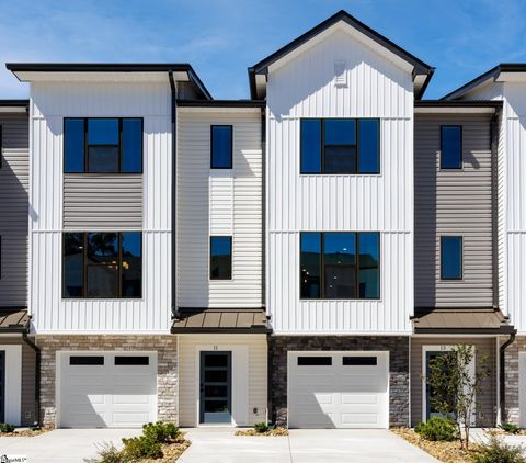 Photo of 11 Pikewood Lane, Greenville, SC 29607 (MLS # 1574508)