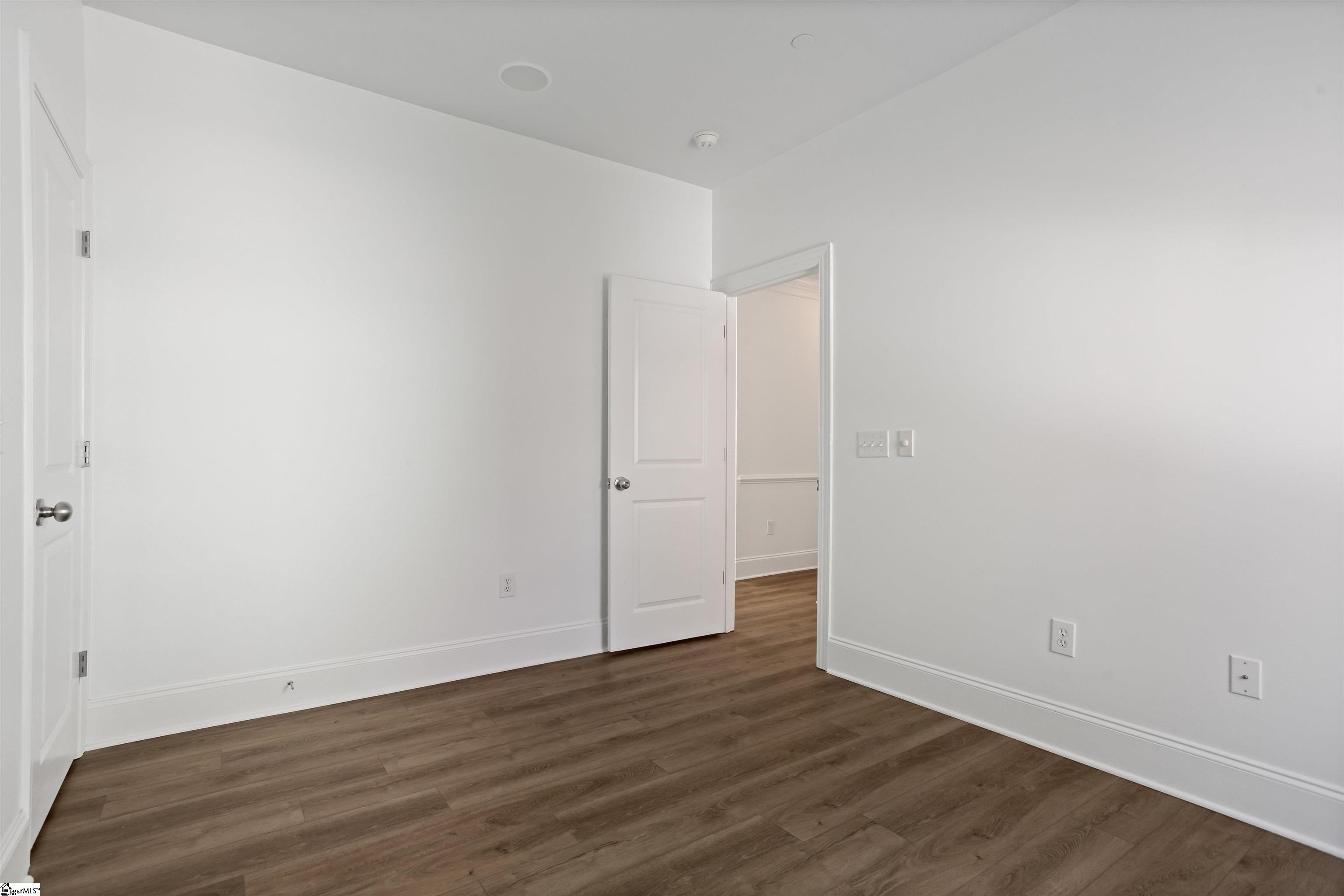 Greenville, South Carolina 29601, United States, 3 Bedrooms Bedrooms, ,2 BathroomsBathrooms,Residential,Contingent,198400