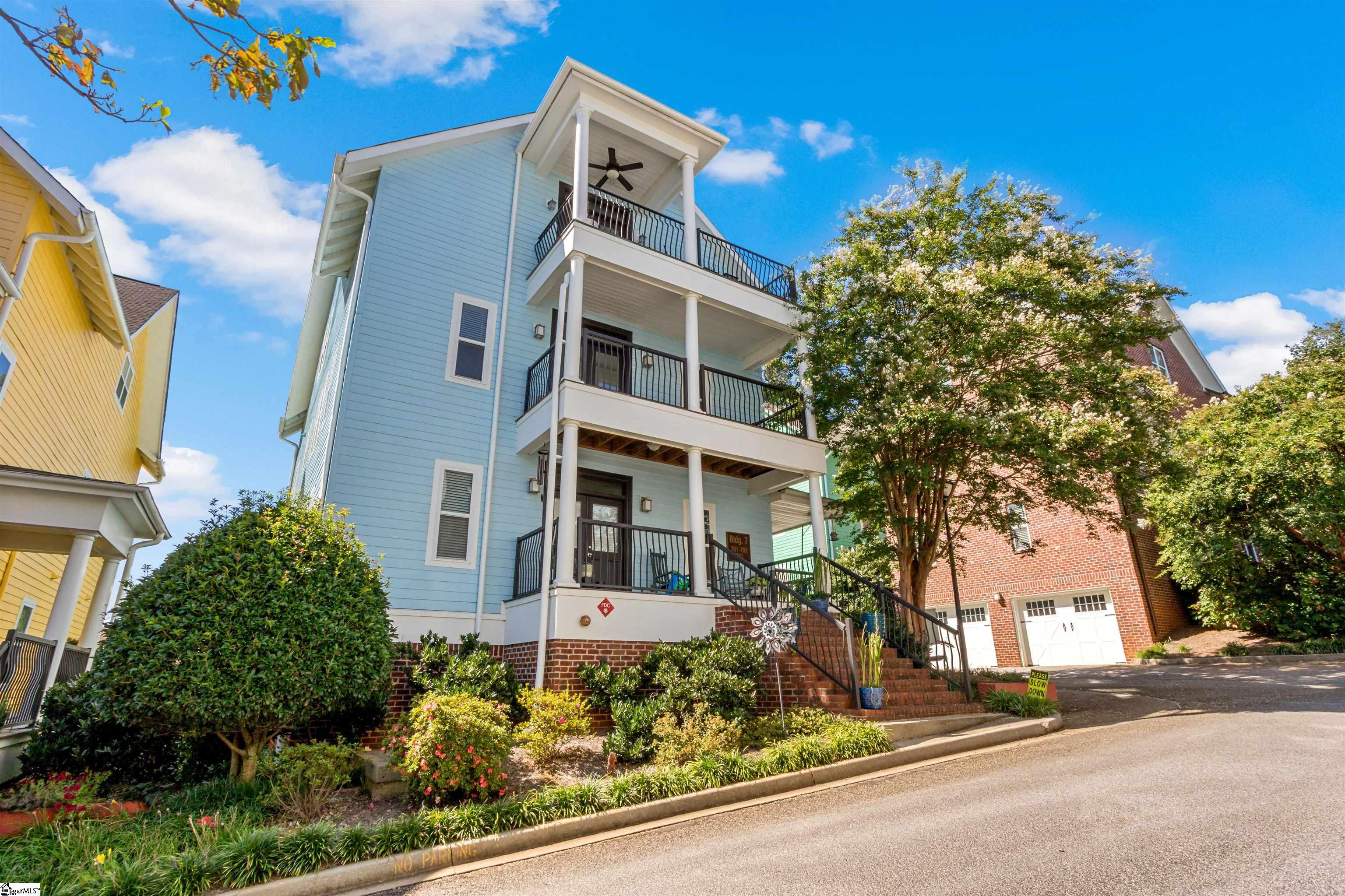 Greenville, South Carolina 29601, United States, 3 Bedrooms Bedrooms, ,2 BathroomsBathrooms,Residential,Contingent,198400