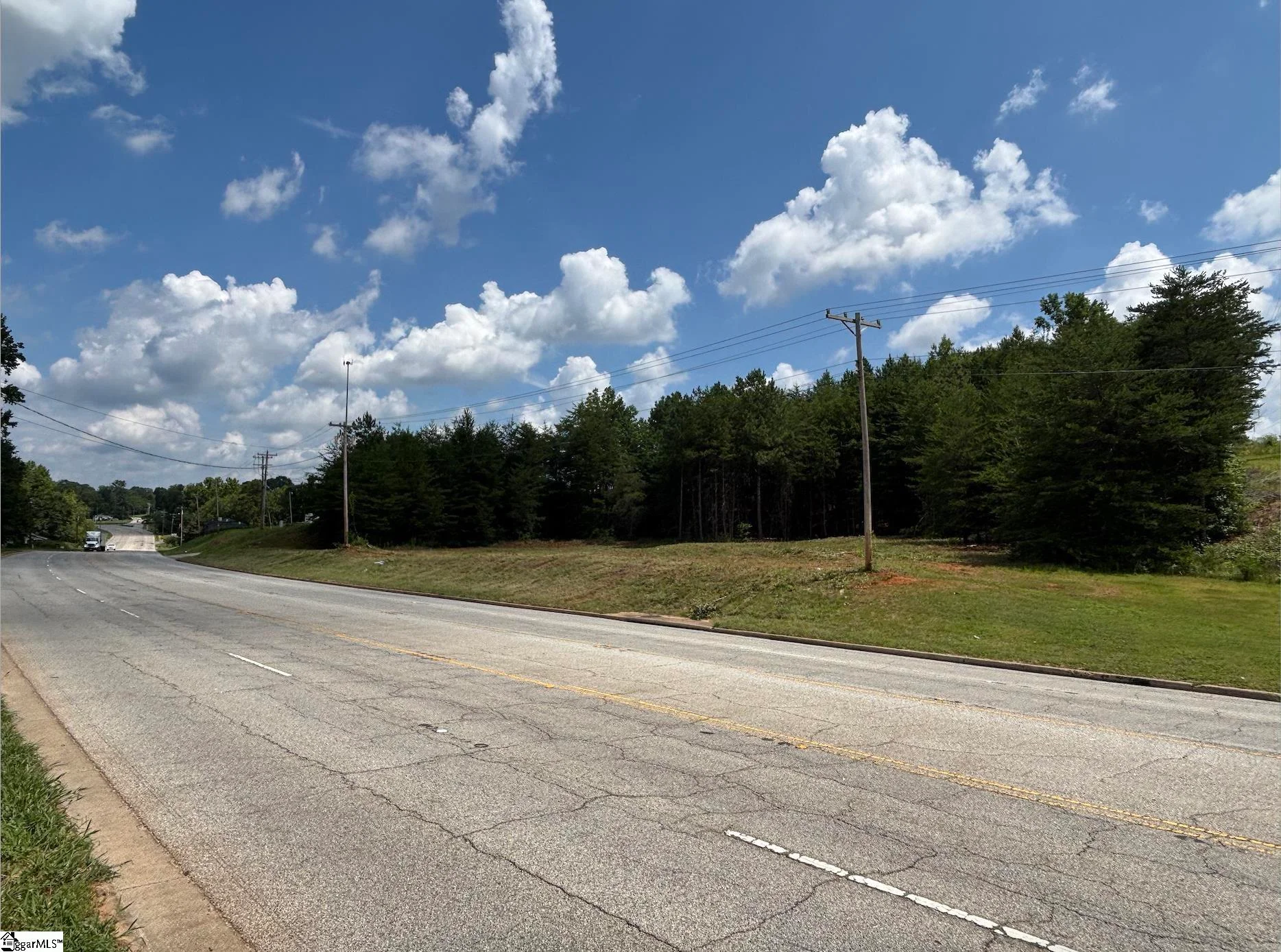 00 New Woodruff Road