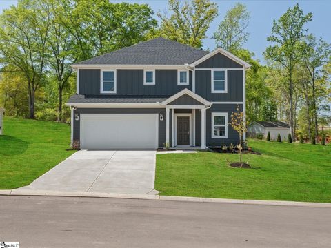 Photo of 112 Veracruz Court, Greenville, SC 29605 (MLS # 1575046)