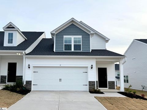 Photo of 17 Reames Court, Greenville, SC 29611 (MLS # 1575546)