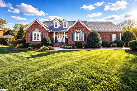 Photo of 8 Prestige Court, Greenville, SC 29615 (MLS # 1585604)