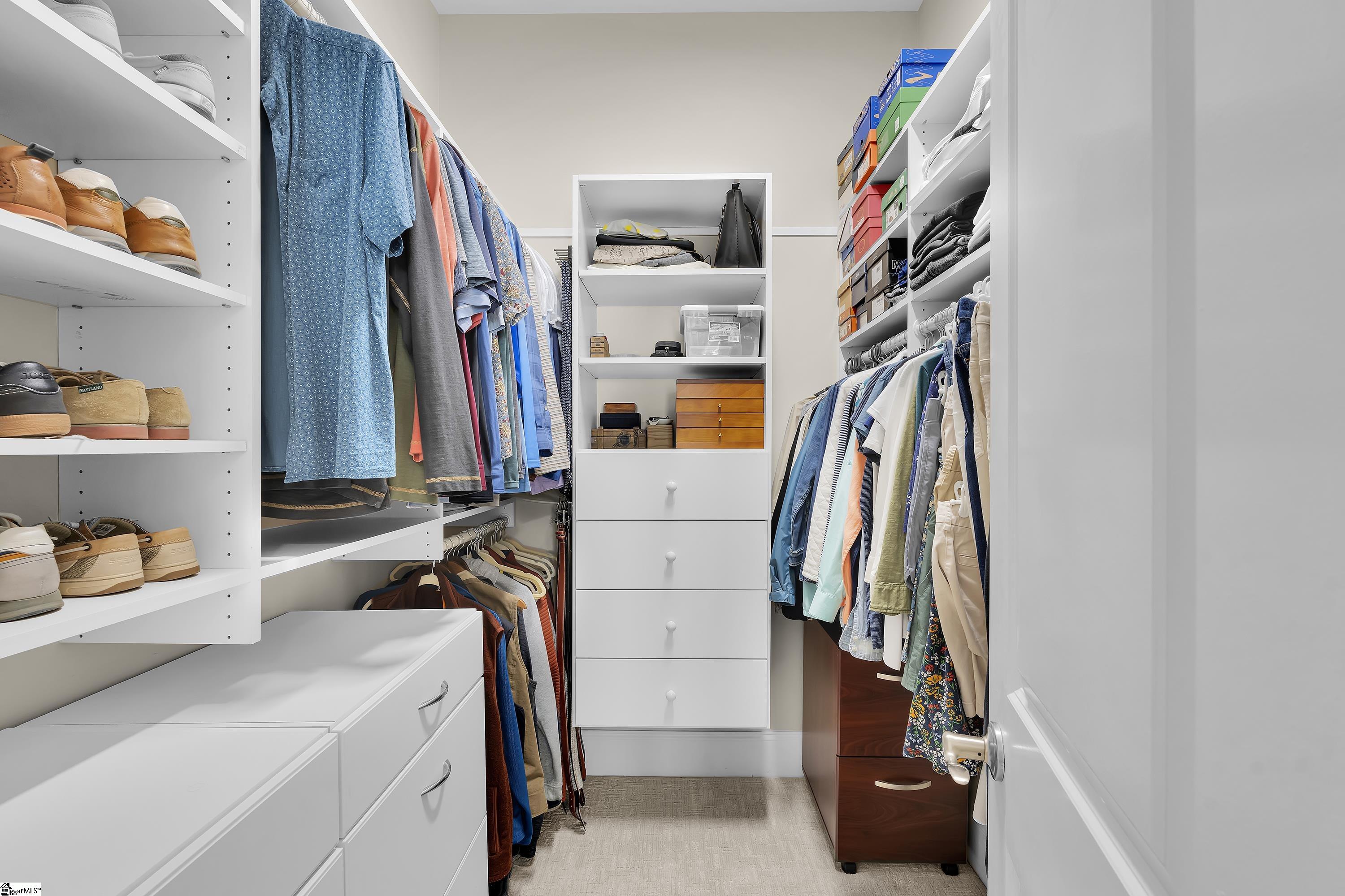 Greenville, South Carolina 29601, United States, 3 Bedrooms Bedrooms, ,4 BathroomsBathrooms,Residential,Active,238522