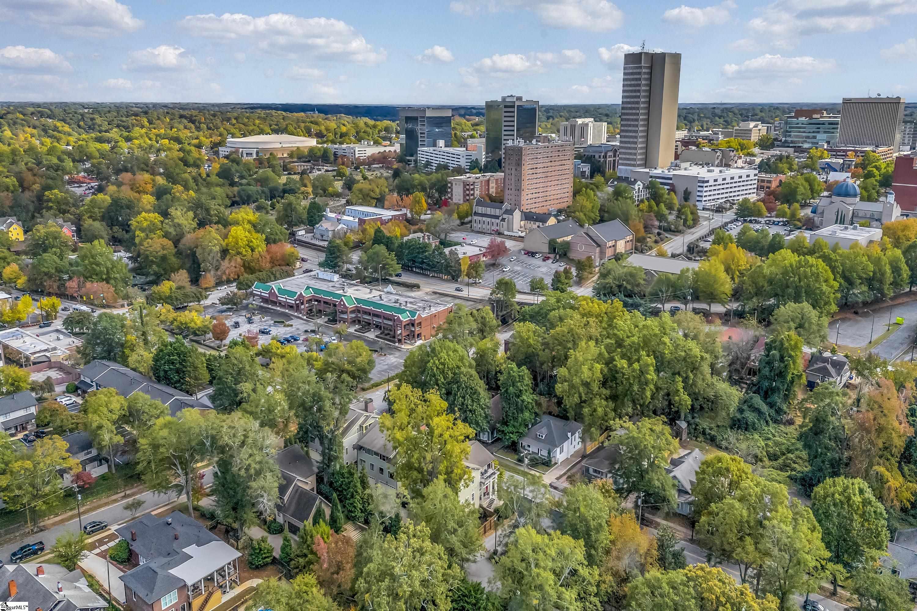 Greenville, South Carolina 29601, United States, 3 Bedrooms Bedrooms, ,4 BathroomsBathrooms,Residential,Active,238522