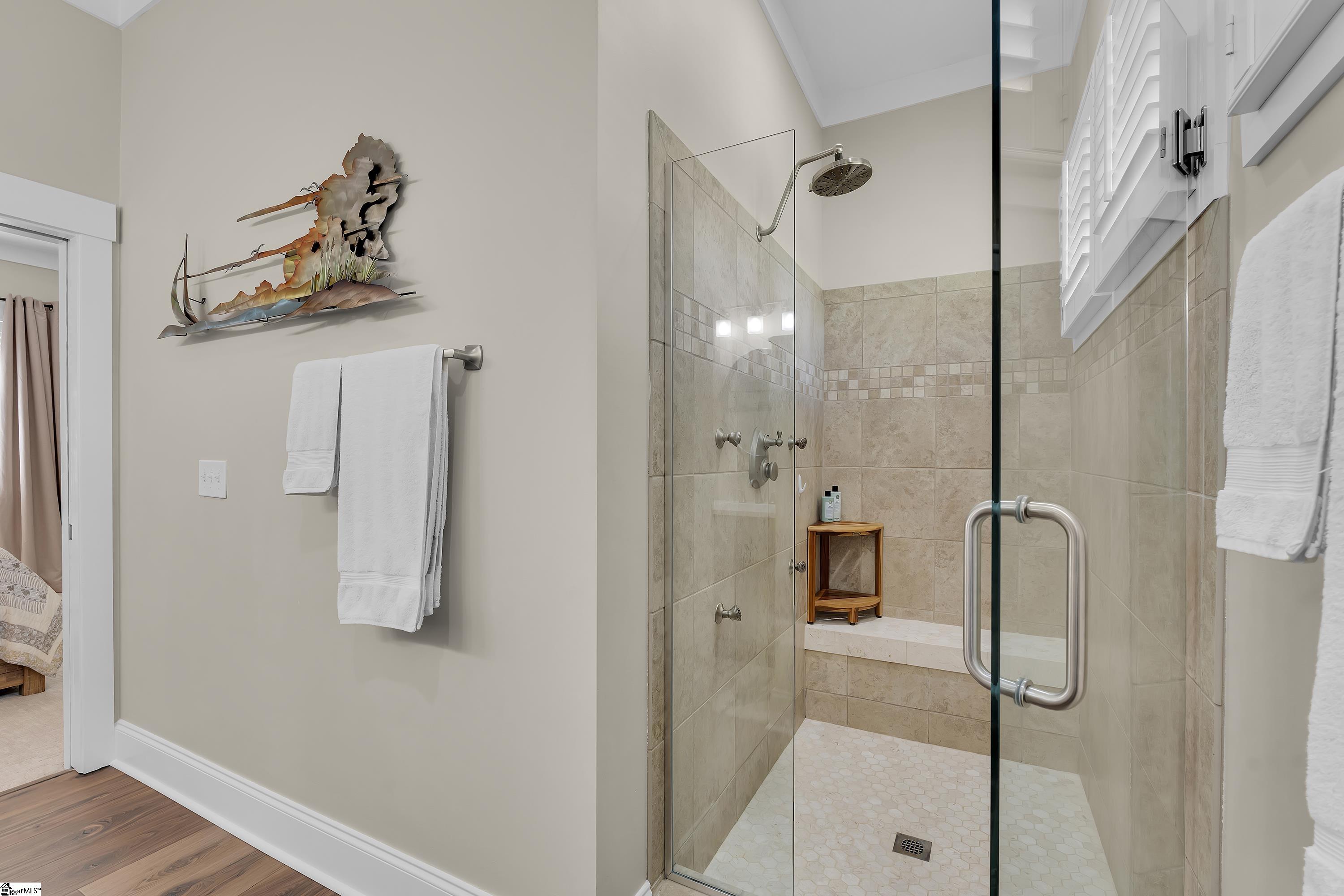 Greenville, South Carolina 29601, United States, 3 Bedrooms Bedrooms, ,4 BathroomsBathrooms,Residential,Active,238522