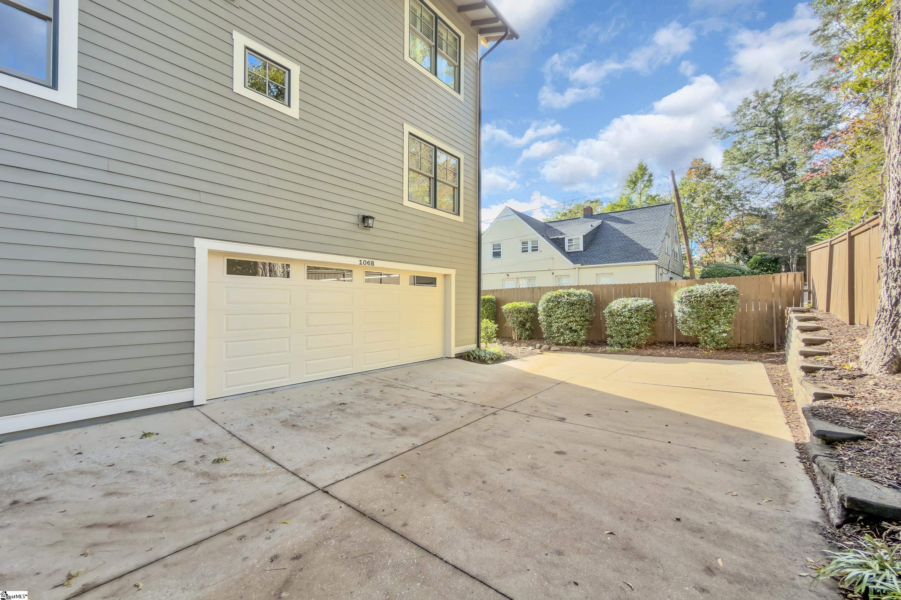 Greenville, South Carolina 29601, United States, 3 Bedrooms Bedrooms, ,4 BathroomsBathrooms,Residential,Active,238522