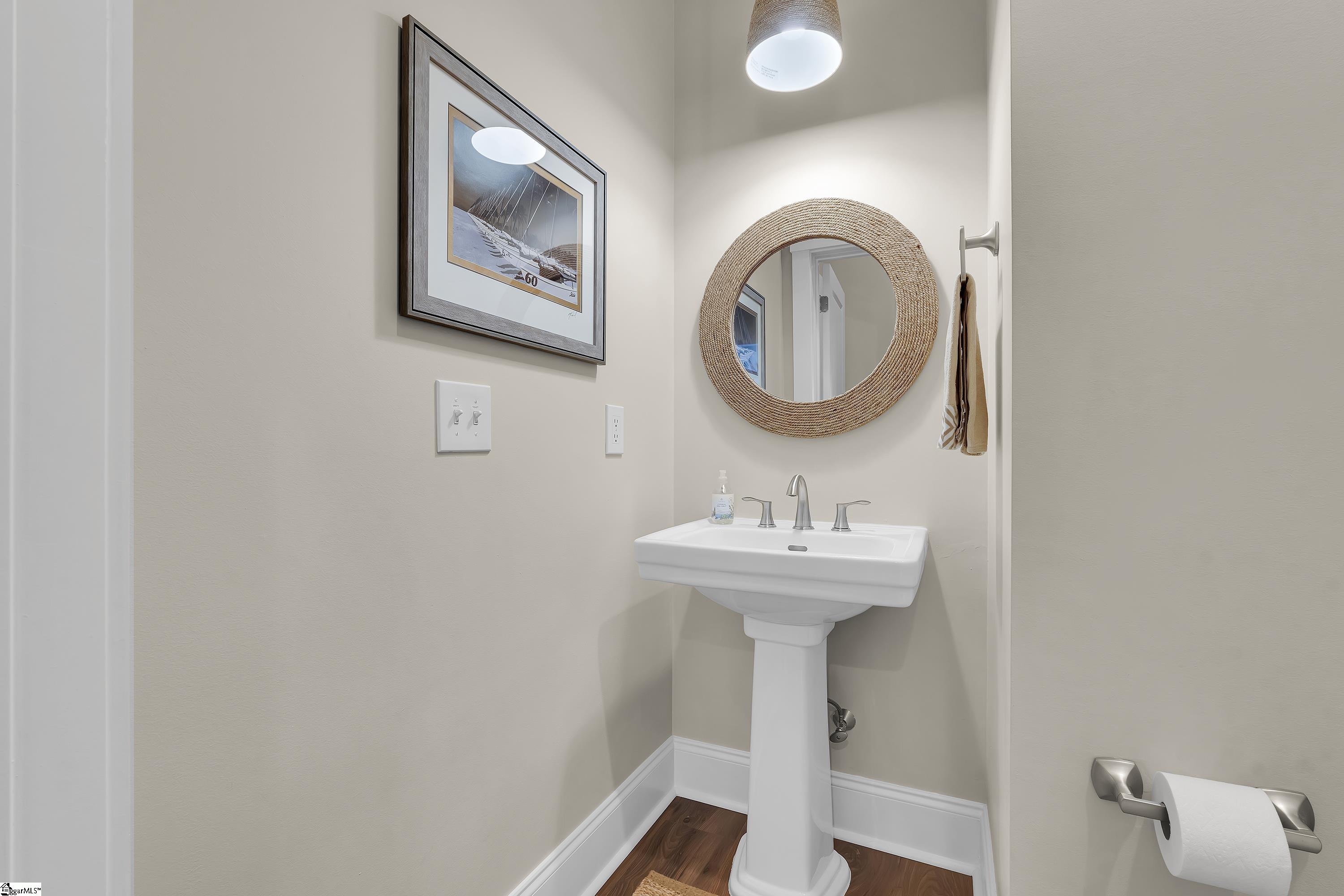 Greenville, South Carolina 29601, United States, 3 Bedrooms Bedrooms, ,4 BathroomsBathrooms,Residential,Active,238522