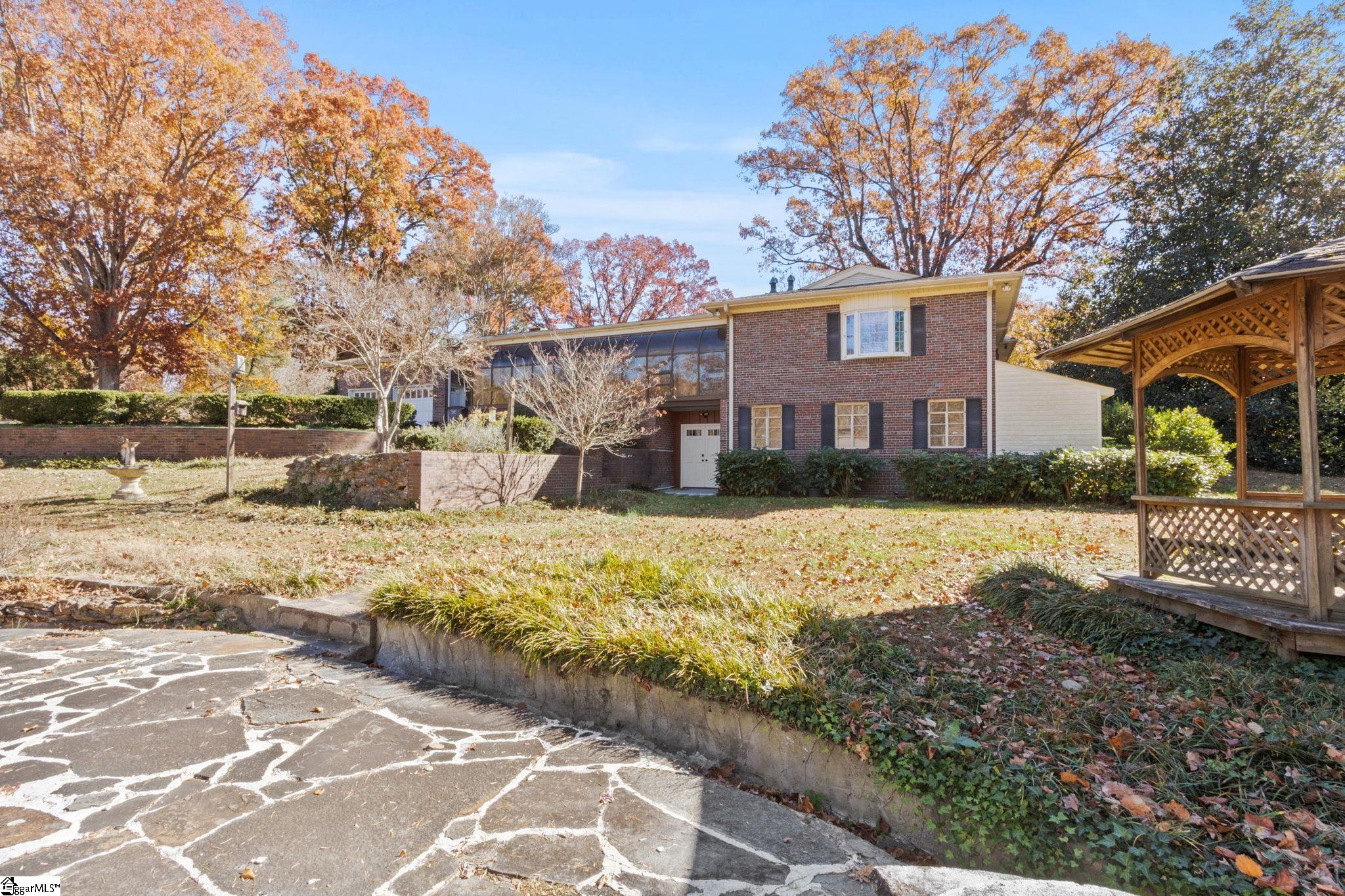 Greenville, South Carolina 29609, United States, 4 Bedrooms Bedrooms, ,4 BathroomsBathrooms,Residential,Active,245214