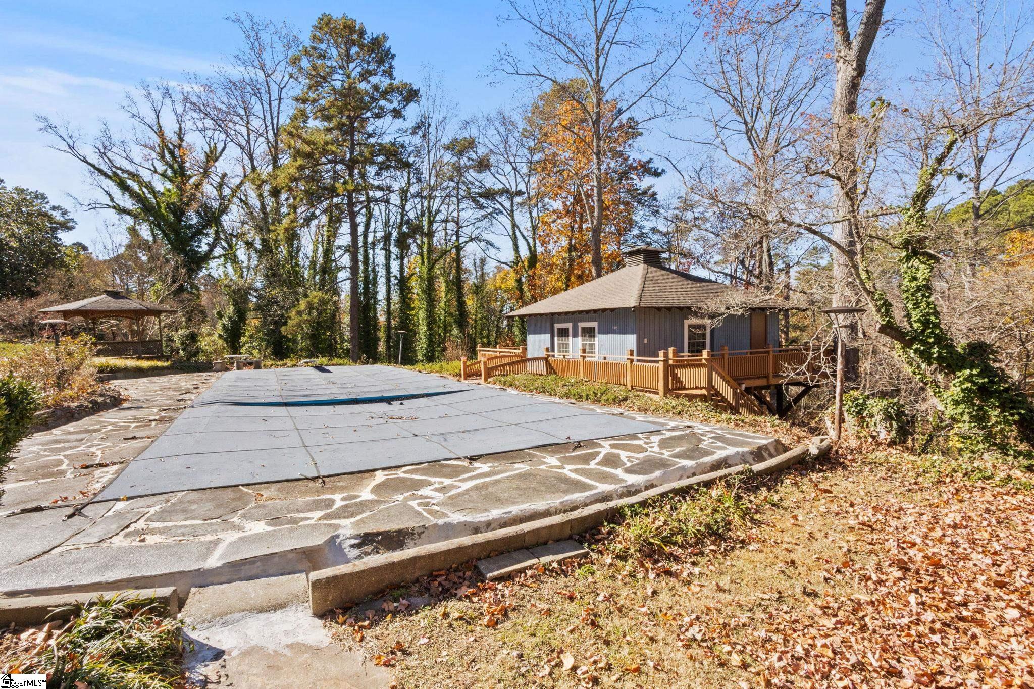 Greenville, South Carolina 29609, United States, 4 Bedrooms Bedrooms, ,4 BathroomsBathrooms,Residential,Active,245214