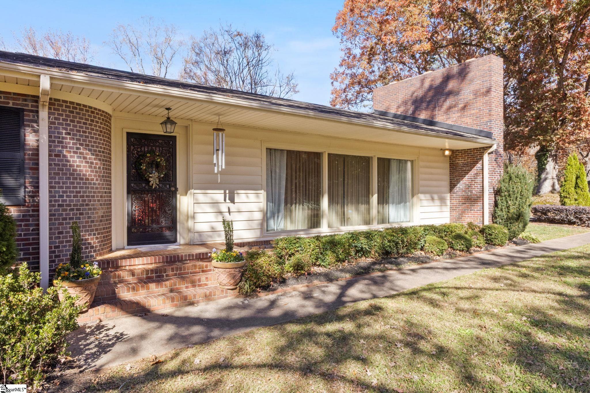 Greenville, South Carolina 29609, United States, 4 Bedrooms Bedrooms, ,4 BathroomsBathrooms,Residential,Active,245214