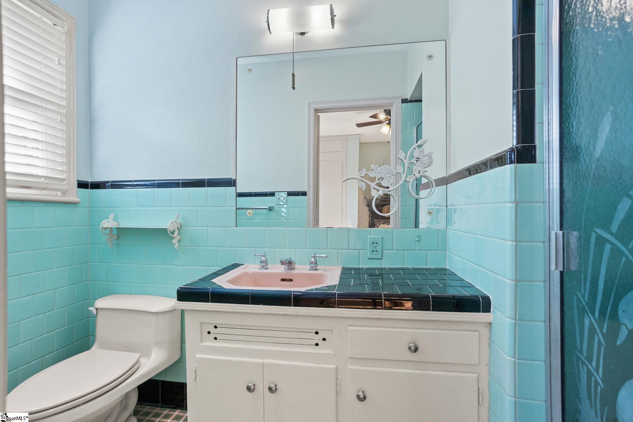 Greenville, South Carolina 29609, United States, 4 Bedrooms Bedrooms, ,4 BathroomsBathrooms,Residential,Active,245214