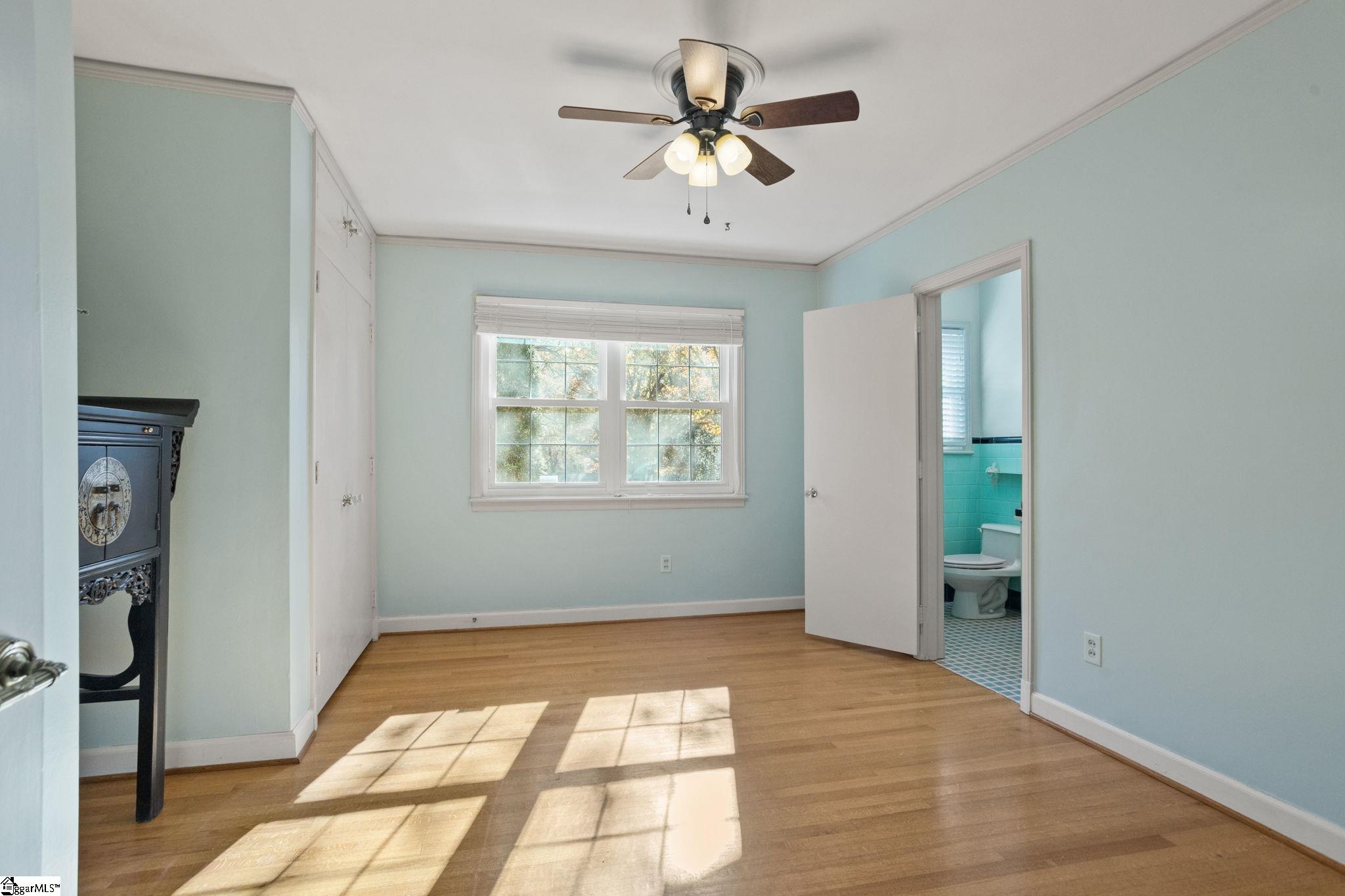 Greenville, South Carolina 29609, United States, 4 Bedrooms Bedrooms, ,4 BathroomsBathrooms,Residential,Active,245214