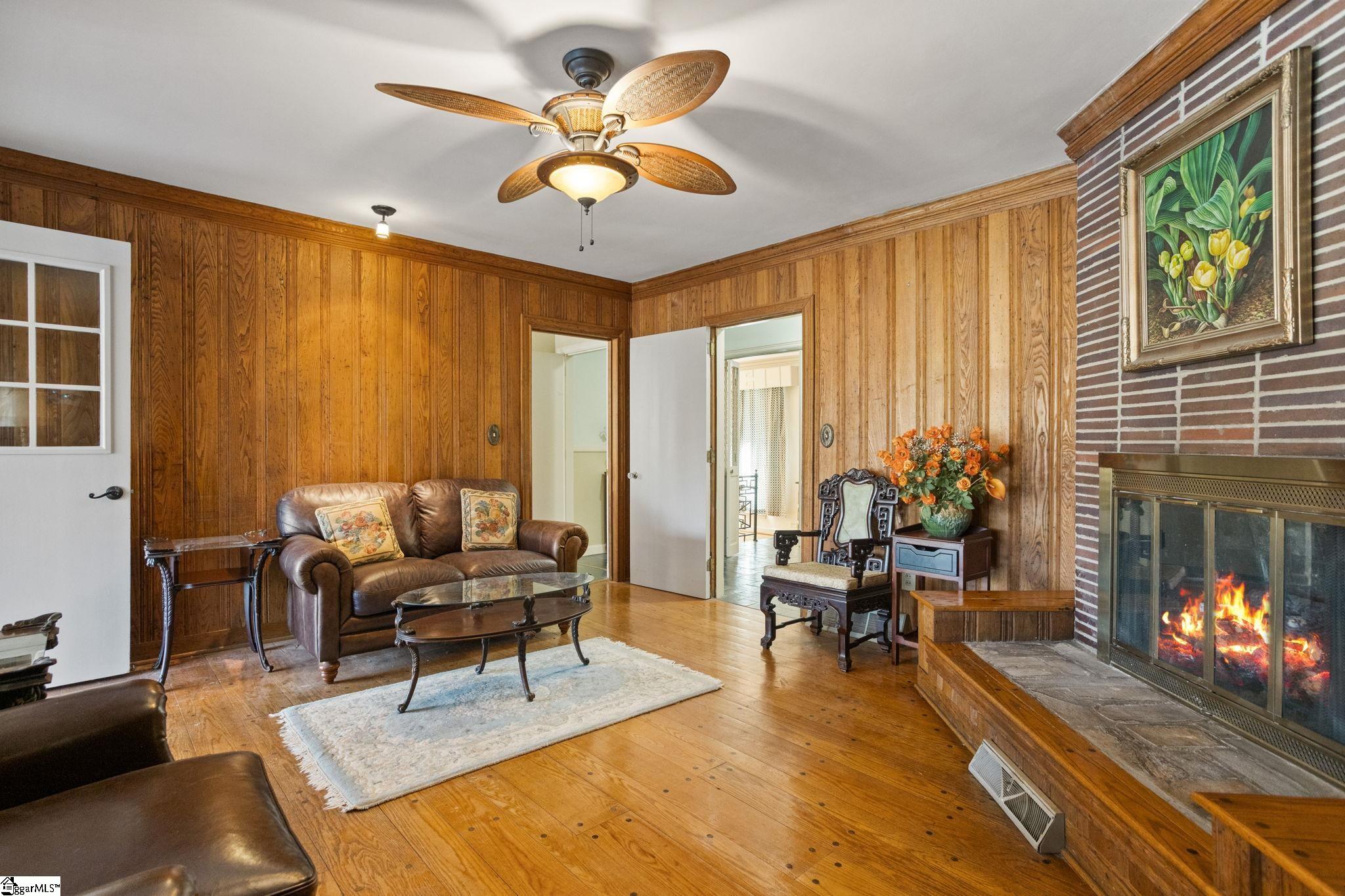 Greenville, South Carolina 29609, United States, 4 Bedrooms Bedrooms, ,4 BathroomsBathrooms,Residential,Active,245214