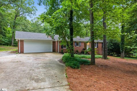 Photo of 160 Carolina Way, Simpsonville, SC 29681 (MLS # 1593335)