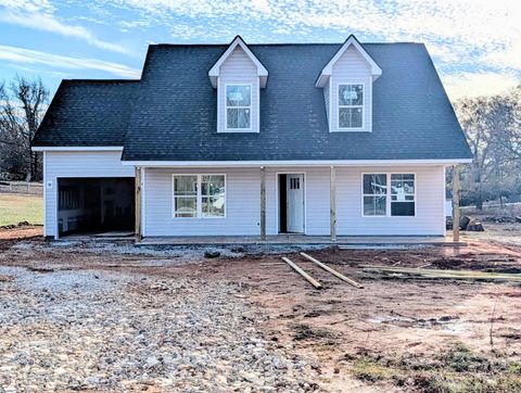 1859 Reid School Road Taylors SC 29687