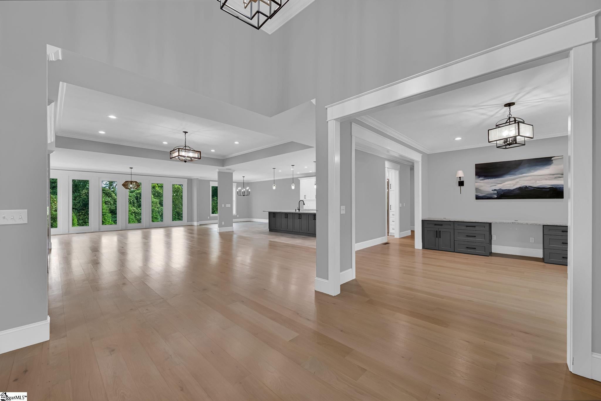 305 Merriman Trail