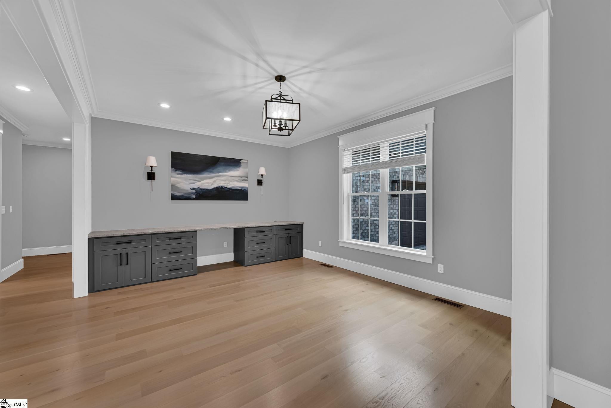305 Merriman Trail