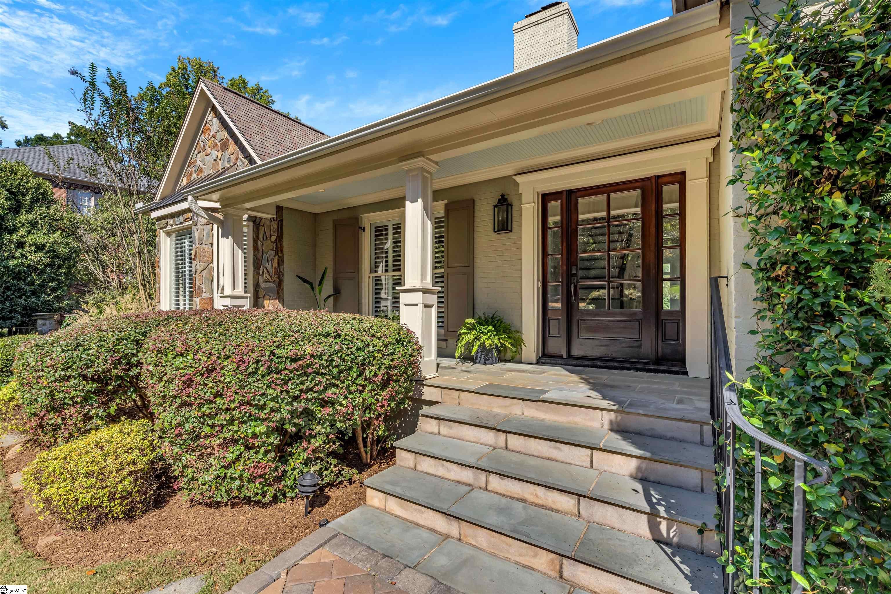 53 Club Forest Lane