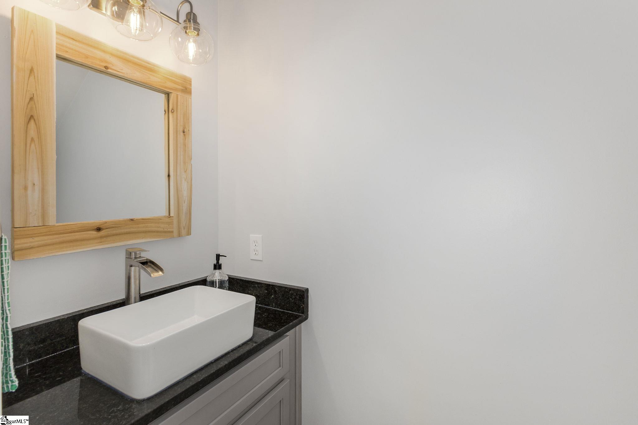 Easley, South Carolina 29642, United States, 4 Bedrooms Bedrooms, ,3 BathroomsBathrooms,Residential,Active,182839