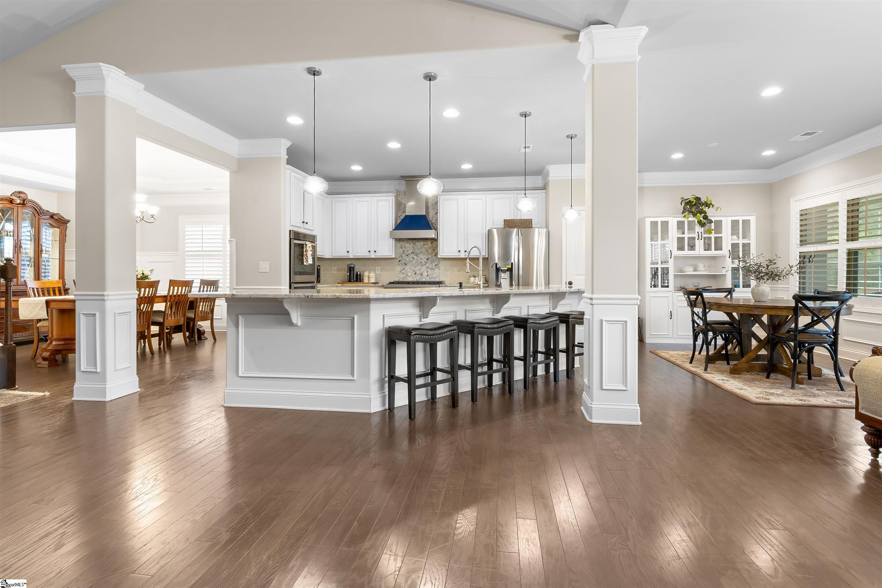 113 Ridgewater Court