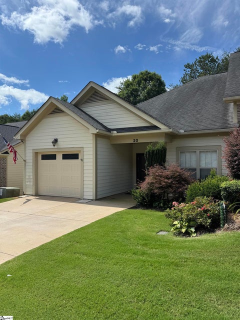 Photo of 20 Shady Hollow Lane, Greer, SC 29651 (MLS # 1604366)