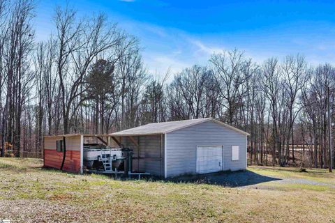 A home in Chesnee