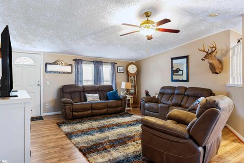 A home in Chesnee
