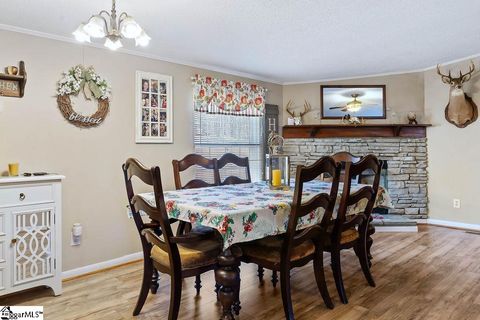 A home in Chesnee