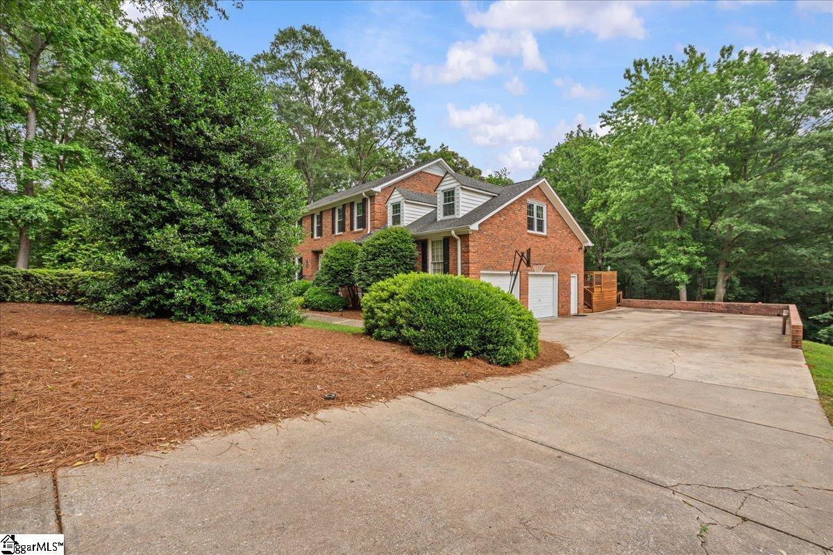 805 Laurel Bluff Drive