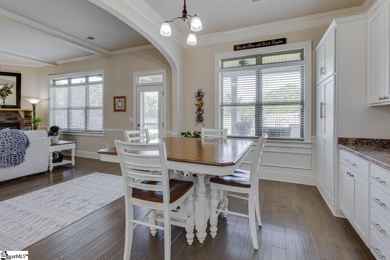 Simpsonville, South Carolina 29681, United States, 4 Bedrooms Bedrooms, ,4 BathroomsBathrooms,Residential,Contingent,204498