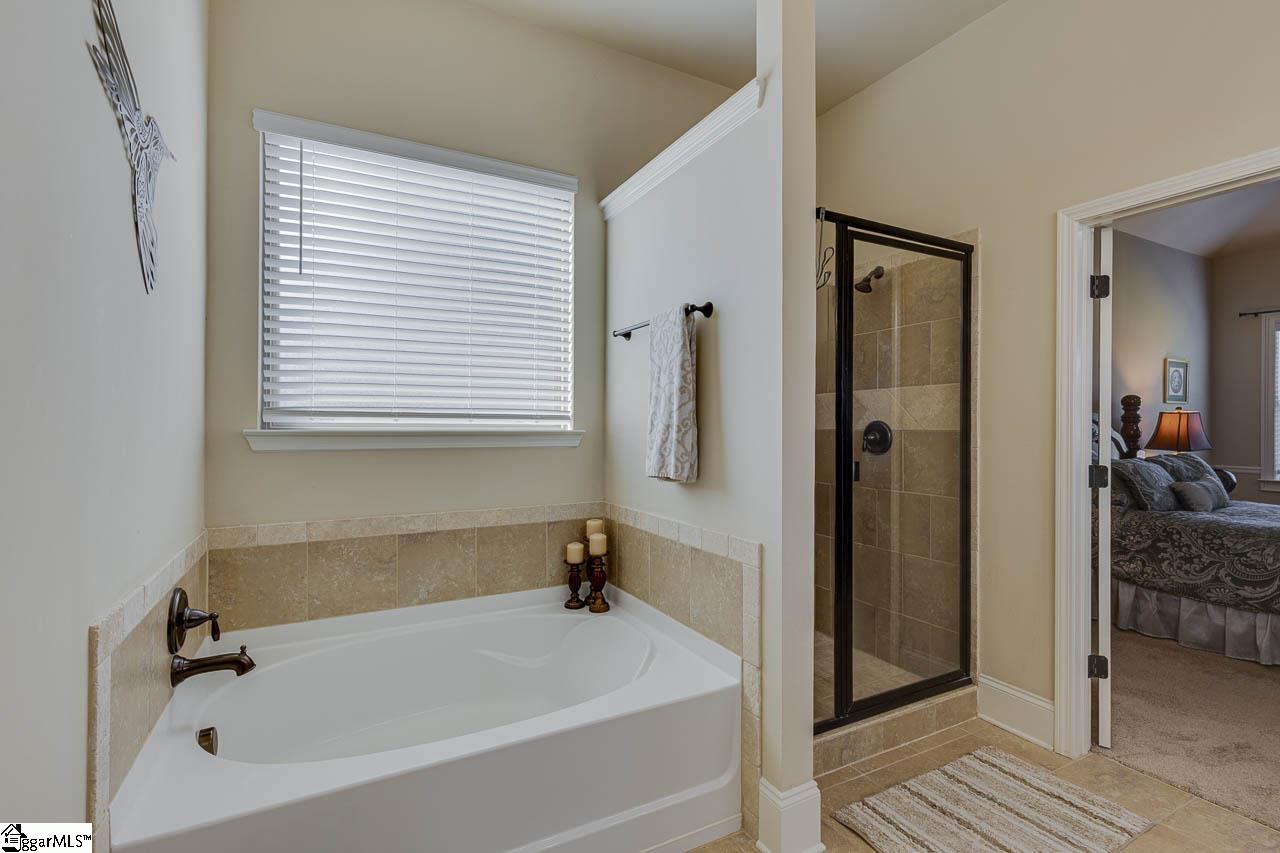 Simpsonville, South Carolina 29681, United States, 4 Bedrooms Bedrooms, ,4 BathroomsBathrooms,Residential,Contingent,204498