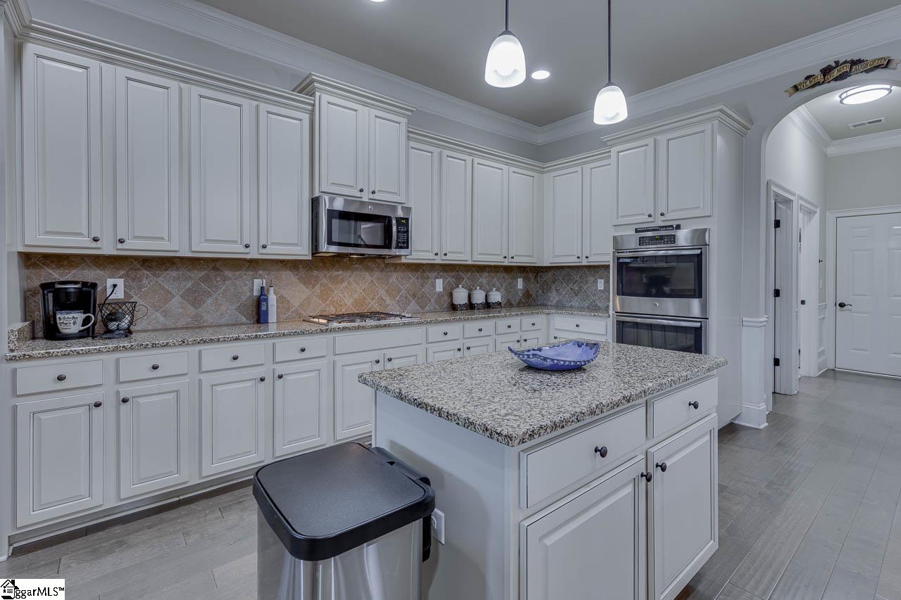 Simpsonville, South Carolina 29681, United States, 4 Bedrooms Bedrooms, ,4 BathroomsBathrooms,Residential,Contingent,204498