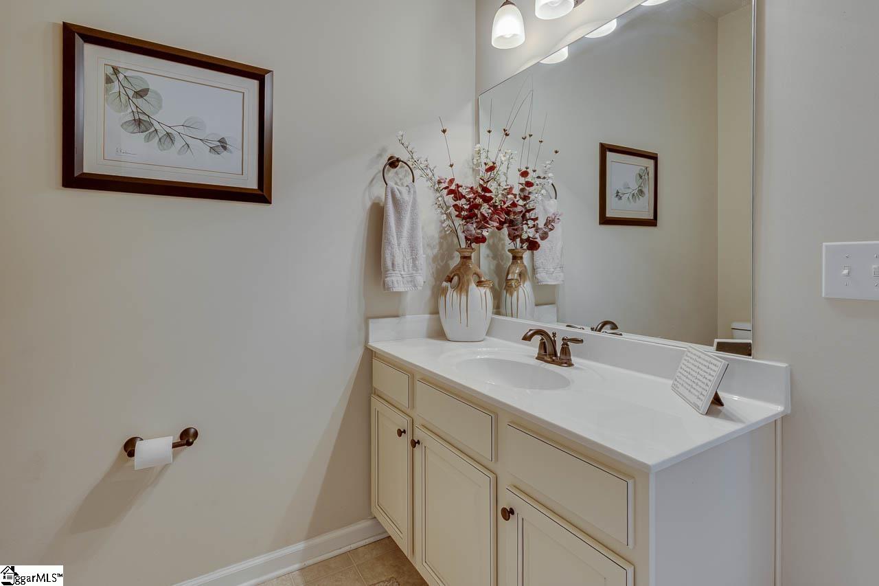 Simpsonville, South Carolina 29681, United States, 4 Bedrooms Bedrooms, ,4 BathroomsBathrooms,Residential,Contingent,204498