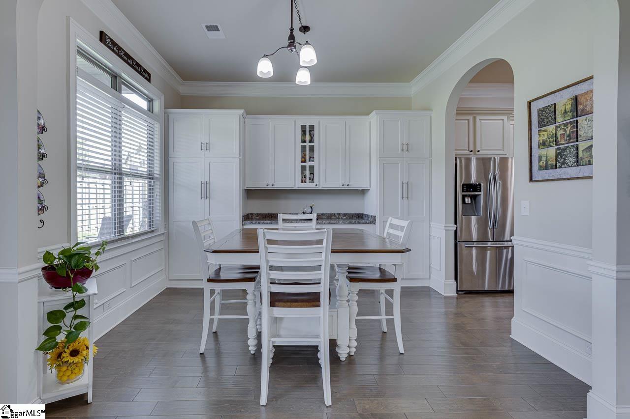 Simpsonville, South Carolina 29681, United States, 4 Bedrooms Bedrooms, ,4 BathroomsBathrooms,Residential,Contingent,204498