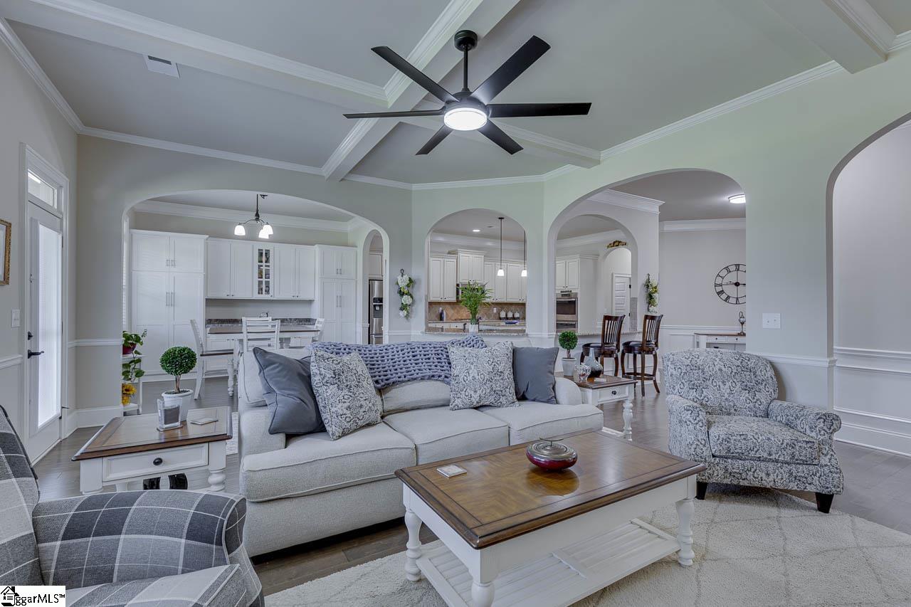 Simpsonville, South Carolina 29681, United States, 4 Bedrooms Bedrooms, ,4 BathroomsBathrooms,Residential,Contingent,204498