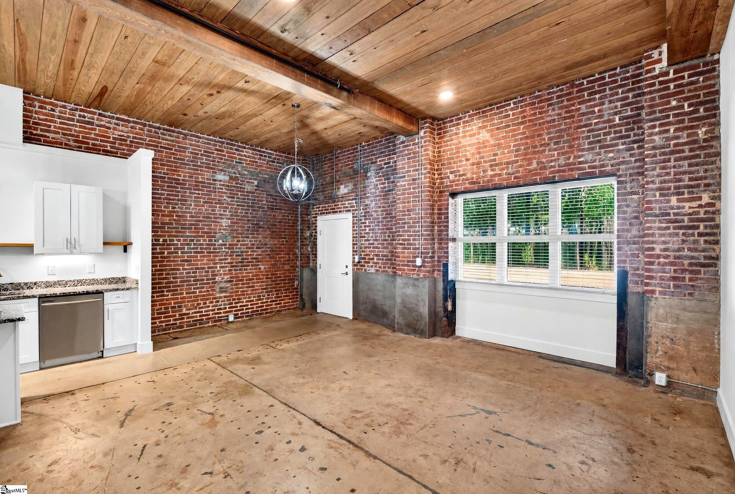 806 Green Avenue UNIT 108